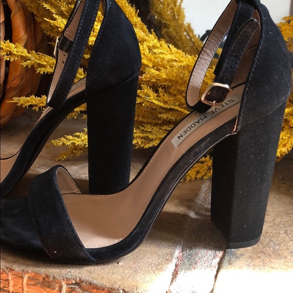 Black heels - Picture 2 of 7